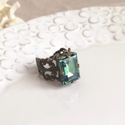 期待已久的重印！ Erinite 綠色美麗長方形水晶戒指 | 古董復古大號免費 第4張的照片