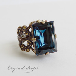 期待已久的重印！蒙大拿深藍色美麗長方形水晶戒指 | 古董風格大號哥德式免費 第1張的照片
