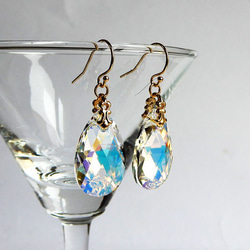 超大…華麗、迷人的水滴形、高品質水晶耳環（耳環）Aurora，非常適合獨奏，Kiwa 水晶玻璃 第2張的照片