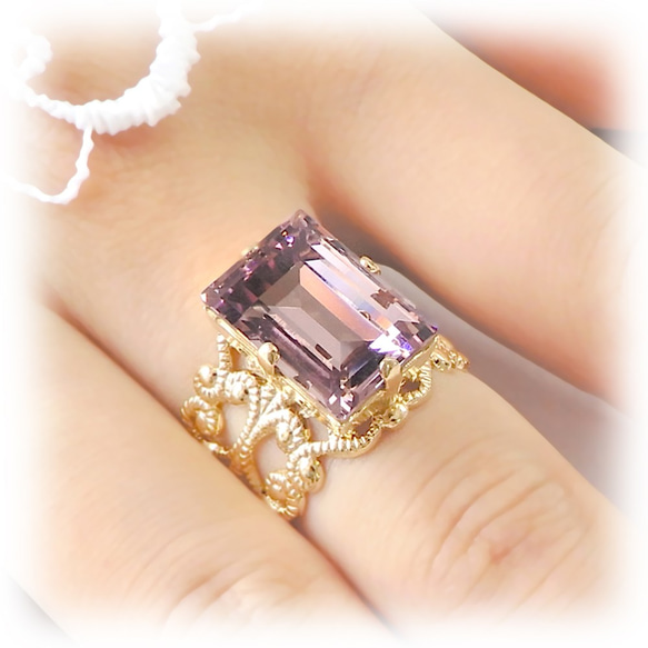 淺紫水晶 | 美麗的矩形水晶玻璃戒指 | 粉紅色古董洛可可階梯式切割 第4張的照片