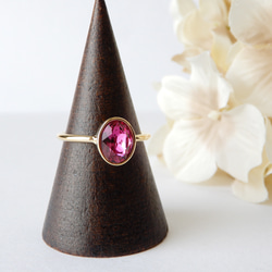 紫紅色粉 | 小橢圓形，高品質水晶戒指 | 可疊放，精緻戒指，強調色，可愛 第1張的照片