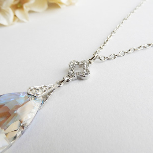 SWAROVSKI エレガントロングネックレス 超大粒 スワロフスキーのエレガントペンダント28mm／しずく 虹色