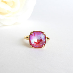 皇家紅喜悅 | 門丸方形切割高品質水晶戒指 | 粉紅色春天生動 第2張的照片