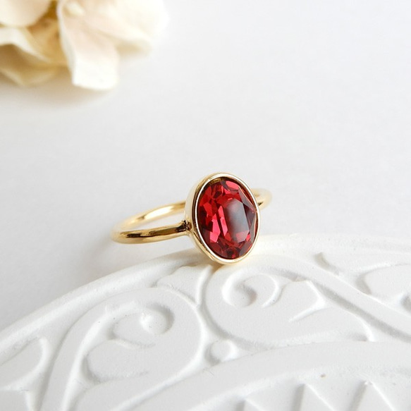 猩紅色 | 小橢圓形高品質水晶戒指 | 紅色寶石玻璃可堆疊精緻戒指 第2張的照片