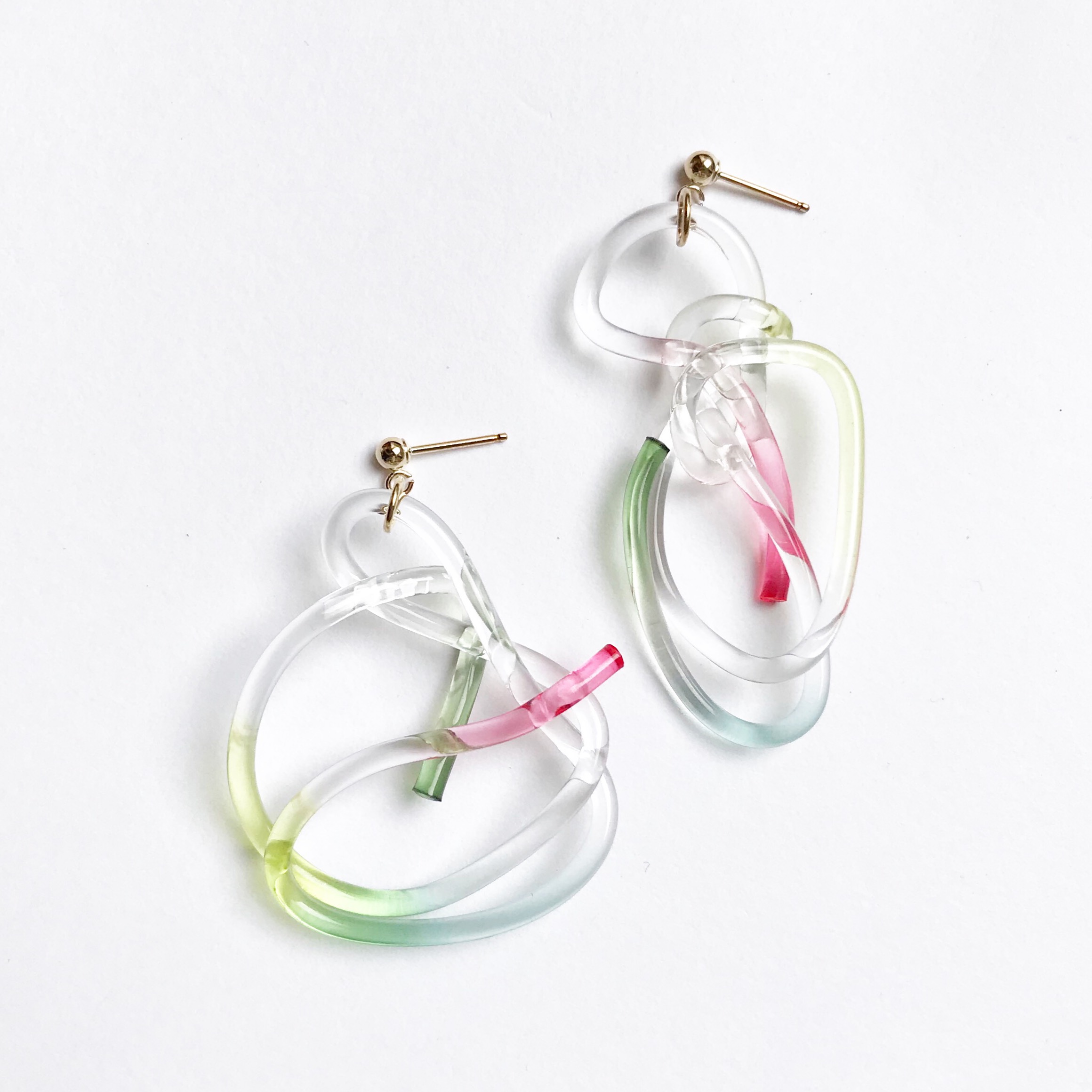 ピアス グッズ YOASOBI