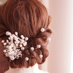 白いお花とパールビーズの髪飾り 5枚目の画像