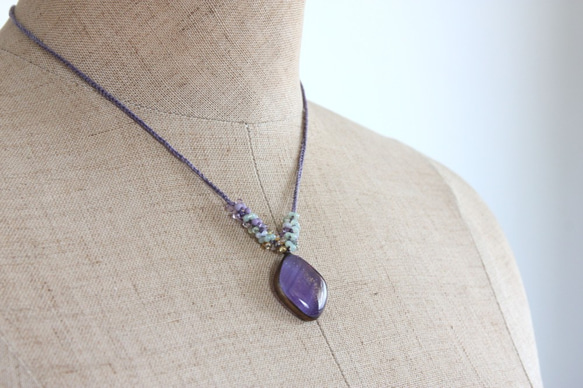 フュージングガラスネックレス　ー紫ー　＜金属フリー紐＞　 6枚目の画像