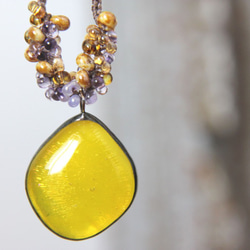 フュージングガラスネックレス　－黄色ー　＜金属フリー紐＞　 5枚目の画像