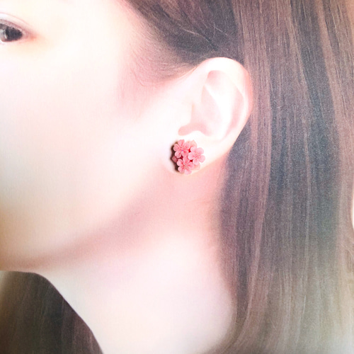 樹脂粘土 桜満開ピアス イヤリング ピアス（スタッド・一粒） mint 