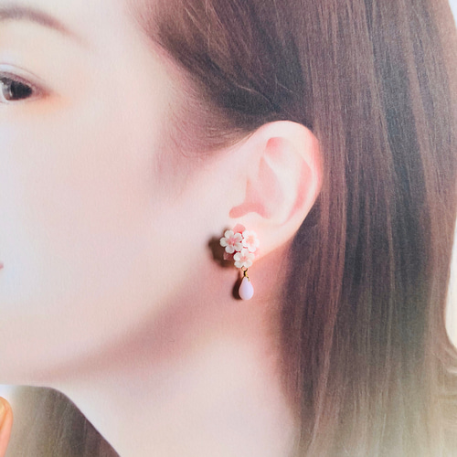 樹脂粘土 桜満開ピアス イヤリング ピアス（スタッド・一粒） mint