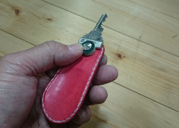 カラーヌメ革の便利携帯靴ベラキーホルダー 3枚目の画像