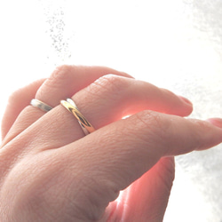 3色から選べる インフィニティリング  指輪 ステンレス316Ｌ 刻印 名入れ 対応　金属アレルギ－対応〈単品リング〉 2枚目の画像