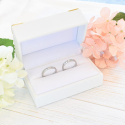 用於新娘和婚禮儀式・白色皮革豪華包配對存儲盒禮品盒禮物 第3張的照片