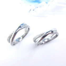 “配對形成兩個人的個性”夏威夷珠寶-戒指不銹鋼名字雕刻（2件套） 第3張的照片