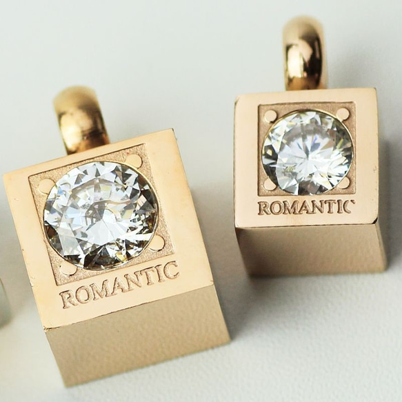 *★感謝SALE★*『ROMANTIC』bicキュービックジルコニア ペアネックレス【２本ペア価格】 6枚目の画像