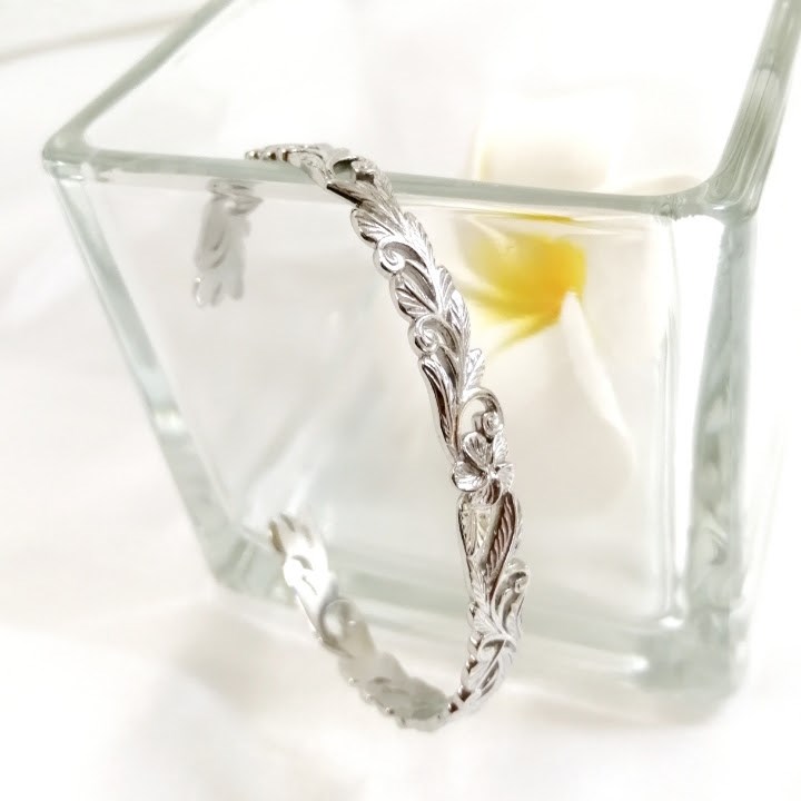 ハワイアンジュエリー オープン バングル  ステンレス素材 〈単品価格〉