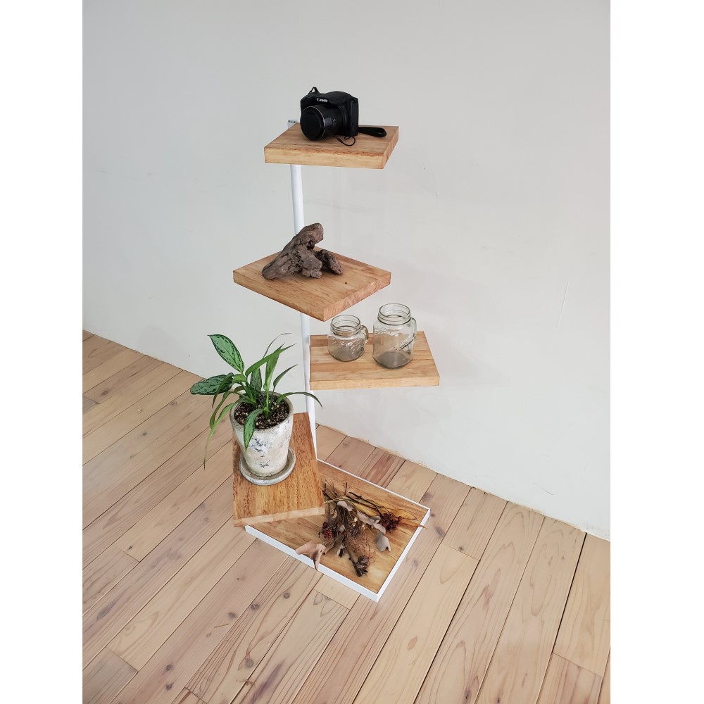 360度回転シェルフ４段　アイアン製の白マットで上質な雰囲気に　観葉植物　キャンプ　シェルフ　DIY