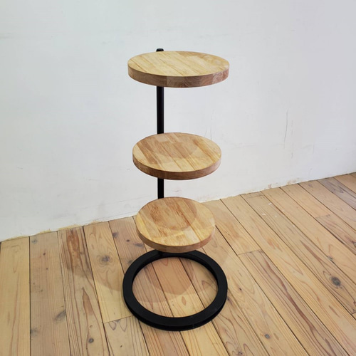 360°回転3段ラック 観葉植物 無垢板 回転 ディスプレイ カフェ風 DORIS