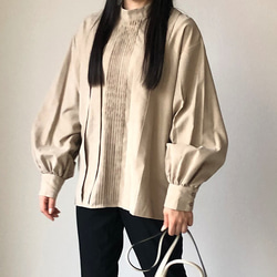 送料0 ピンタックのビショップスリーブブラウス 2色 春ブラウス