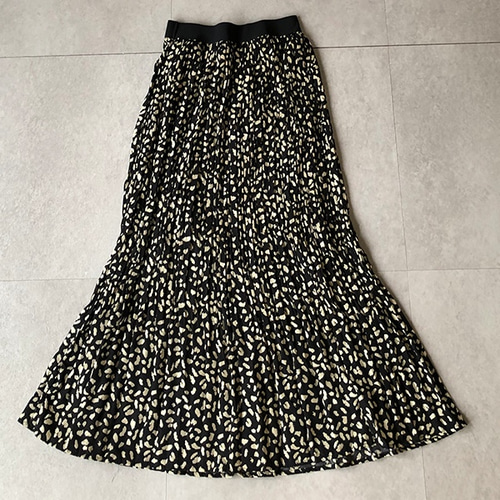シフォンプリーツスカート ロングスカート レオパード ブラック She's Closet スカート レオパード/豹ヒョウ柄プリントロング丈
