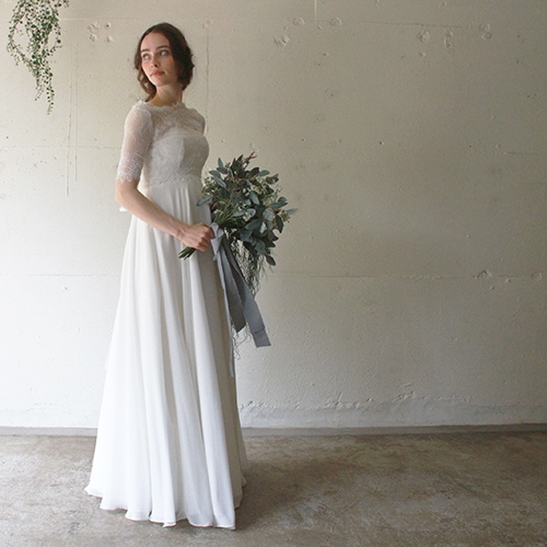 パターンが美しい レースのブライダルボレロ(5分袖)゜・*:.。.