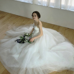 ブライダル ウェディングドレス トレーン付チュールウェディングドレス【bigドレス】 8枚目の画像