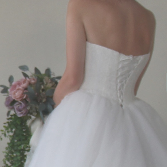 ブライダル ウェディングドレス 新作 総レースのビスチェにトレーン付のチュールドレス【lace bigドレス】 新作