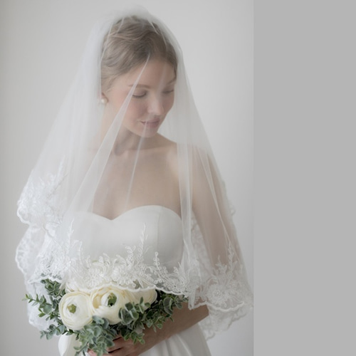 ボタニカルな刺繍がナチュラルな ウェディングベール1.5m veil ボタニカルな刺繍がナチュラルな ウェディングベール1.5m veil