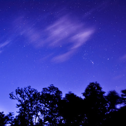 暮らしを彩る。写真パネル #夜空と雲と星々 2枚目の画像