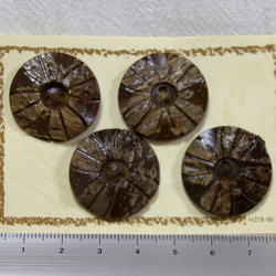 ココナッツボタン　花模様（4枚花びら）　4個セット 2枚目の画像