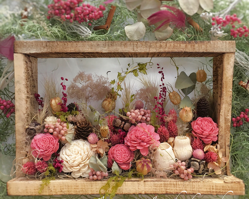 ウッドフレームアレンジメント＊ピンク ドライフラワー cheekpatch