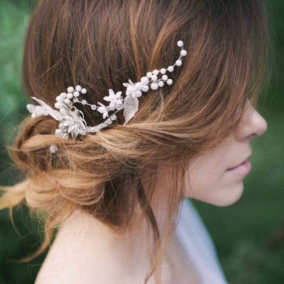ホワイトフラワーパールヘッドピース 10,930円