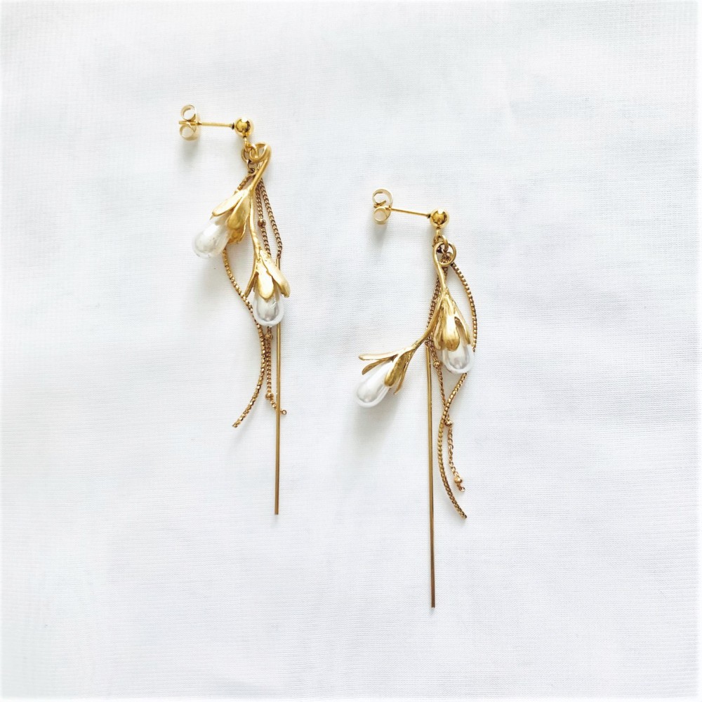 ブルーミングピアス