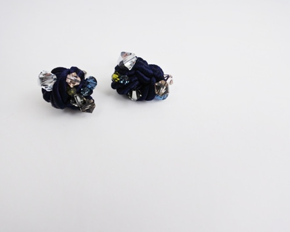隕石の耳飾り (ピアス／イヤリング) S meteorite earrings S 1枚目の画像