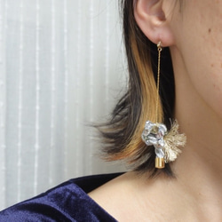 銀河のイヤリング/ピアス galaxy earrings スワロフスキー・クリスタル 4枚目の画像