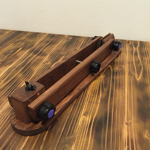 ご予約>フランス・パリ レザークラフト工具 レーシングポニー MANDO 