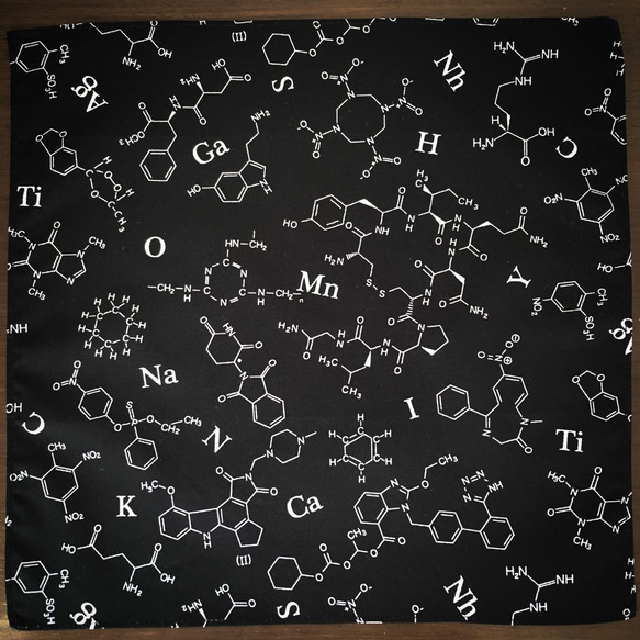 化学のポケットチーフ(黒) 2枚目の画像
