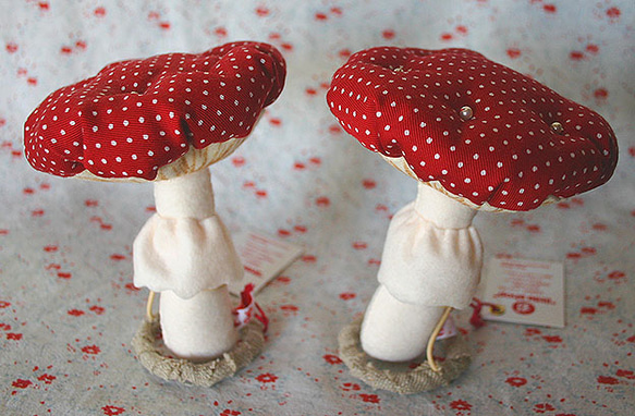 キノコのぬいぐるみ キノコのぬいぐるみ | Qualia