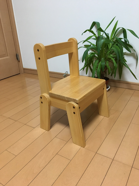 木製こども椅子 3枚目の画像
