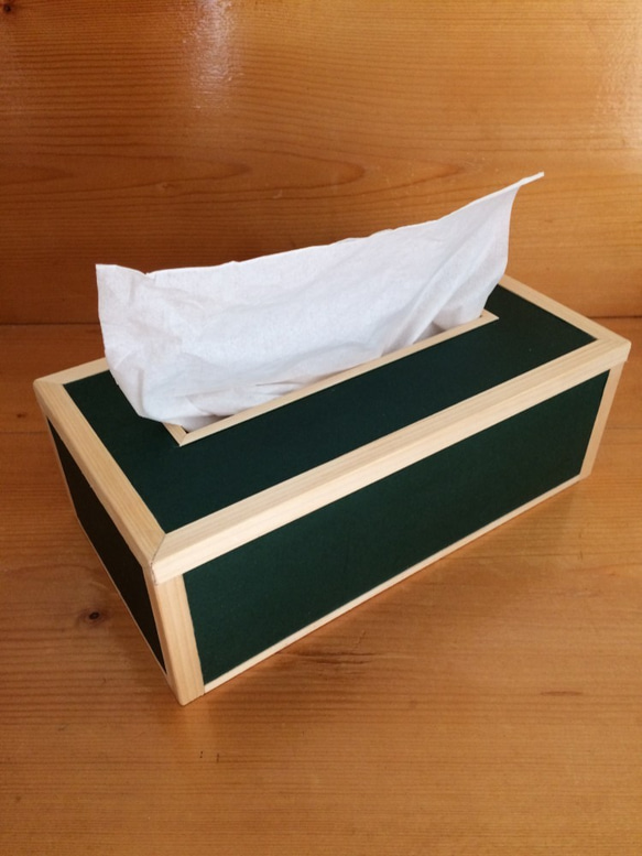 送料込み！木製ティッシュボックス 緑 2枚目の画像