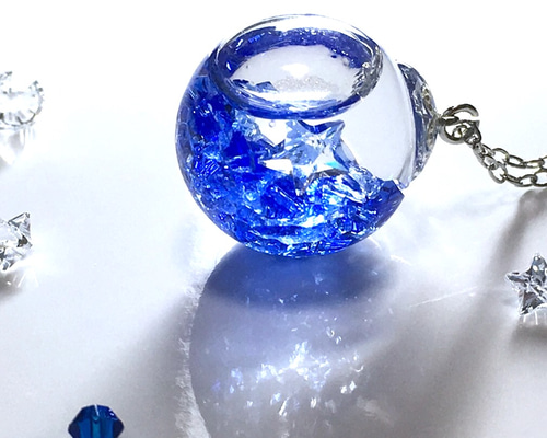 ビーくん　水晶　クリスタル　スノードーム Amazon.co.jp: GIZMAC クリスタルボール スノードーム 水晶玉