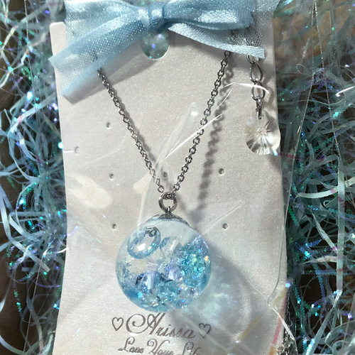 4℃ スノードーム付き ネックレス 夜空や海、月に着想。4℃「2023 Christmas Collection」の先行予約