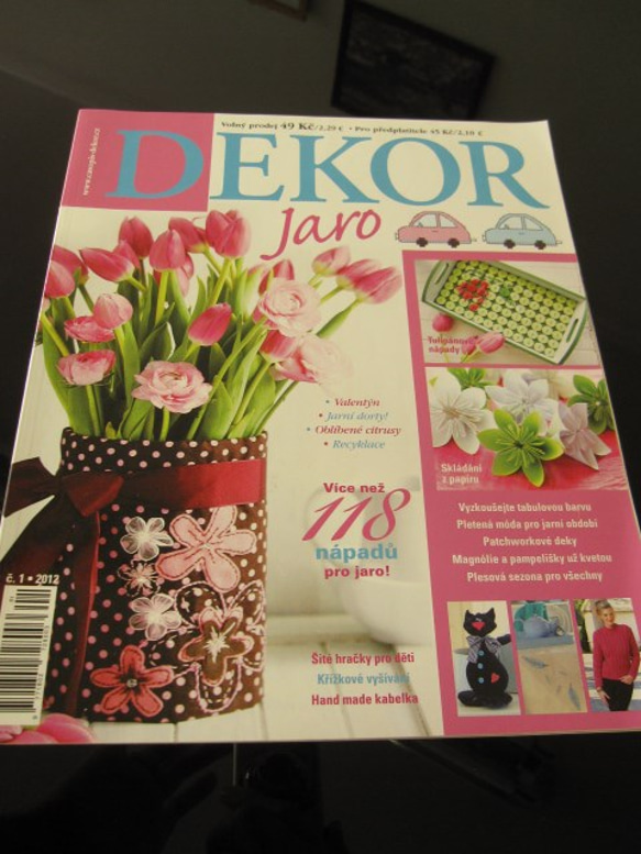 チェコの楽しい手づくり雑誌　2012　春号 1枚目の画像