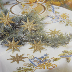 ヨーロッパの刺繍キット　クリスマス　１１　クロスステッチあり青いキャンドルとリボン 2枚目の画像