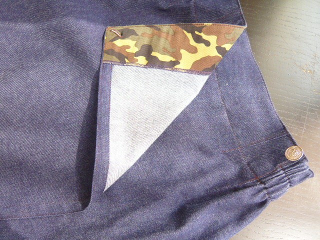 大人シルエットのデニムラップスカート