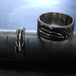 ミニフェザー/羽彫模様デザイン真鍮ブラス製指輪/1個の販売/サイズ1号～15号に調整無料 タイリングやトゥリングにも 1枚目の画像