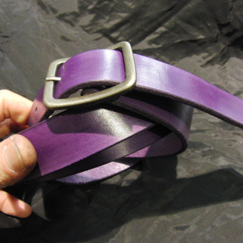 牛本革3cm幅の紫/パープルレザーベルト 140～50cm以下などサイズ調整
