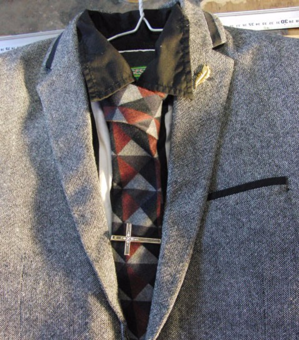 真鍮/ブラス製クロス型ネクタイピン(タイバー)1個　ネクタイ・ポケットの飾りに 3枚目の画像
