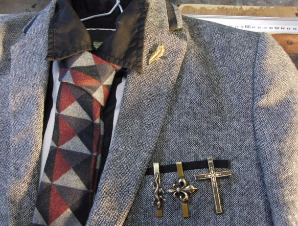 真鍮/ブラス製クロス型ネクタイピン(タイバー)1個　ネクタイ・ポケットの飾りに 5枚目の画像