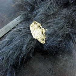 真鍮ブラス製 王冠/クラウンデザインヘアゴムコンチョ 髪留め・バッグ飾り・ペットの首輪飾りにも 4枚目の画像